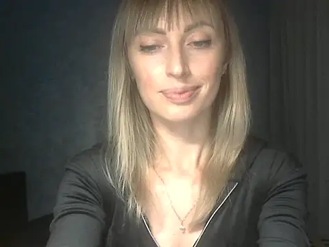 EffectMaya online show from November 23, 7:04 pm