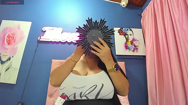  sonia bigboobs online show from October 1, 11:15 am