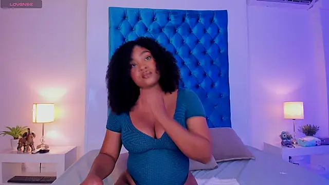 ohrianagibson online show from May 8, 11:39 pm