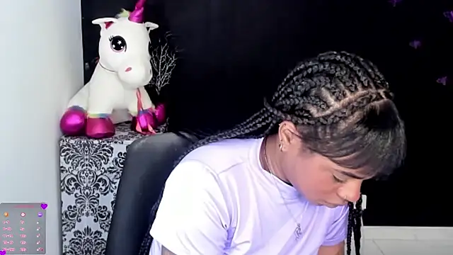 Marce 22 online show from November 4, 9:53 pm