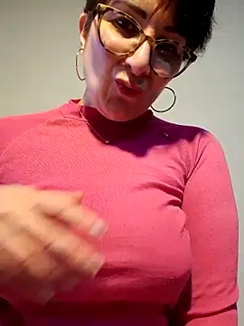 Viola8p online show from March 15, 3:47 pm