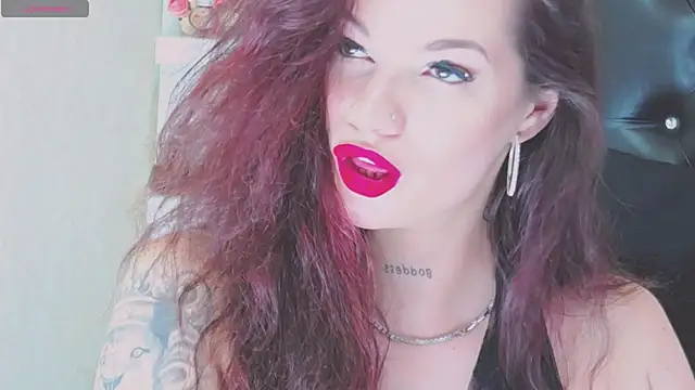 Allisonn223 online show from April 16, 1:11 pm