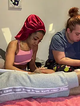 Laanegraofficial  online show from April 8, 8:22 pm