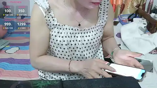 Love making online show from April 6, 5:08 am