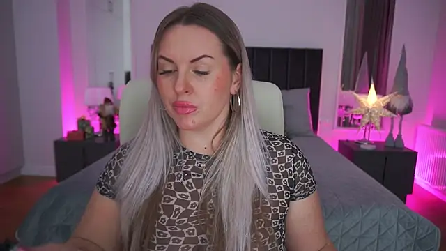 KiraCandyS online show from January 14, 9:42 pm