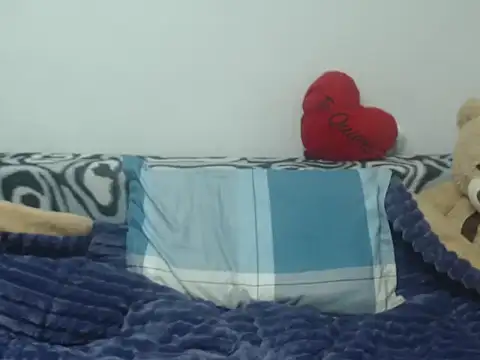 Emmatoo online show from April 19, 7:05 pm