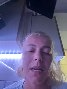 tanyagrey online show from May 28, 6:33 am