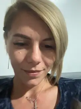 Snapshot of tanyagrey chatting on October 17, 7:22 am tanyagrey online show from October 17, 7:22 am