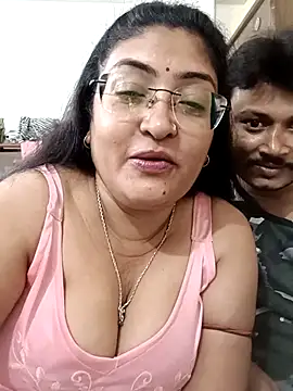 Snapshot of LAVERNIYA_ chatting on September 25, 8:50 pm LAVERNIYA  online show from September 25, 8:50 pm