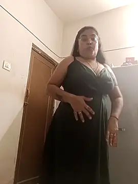 Snapshot of LAVERNIYA_ chatting on September 11, 1:11 pm LAVERNIYA  online show from September 11, 1:11 pm