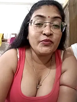 Snapshot of LAVERNIYA_ chatting on October 7, 7:40 pm LAVERNIYA  online show from October 7, 7:40 pm