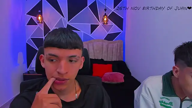 Juan Nd Steven online show from November 22, 4:26 am