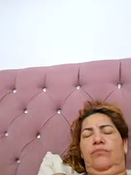 mirand zackyx online show from October 29, 9:13 am