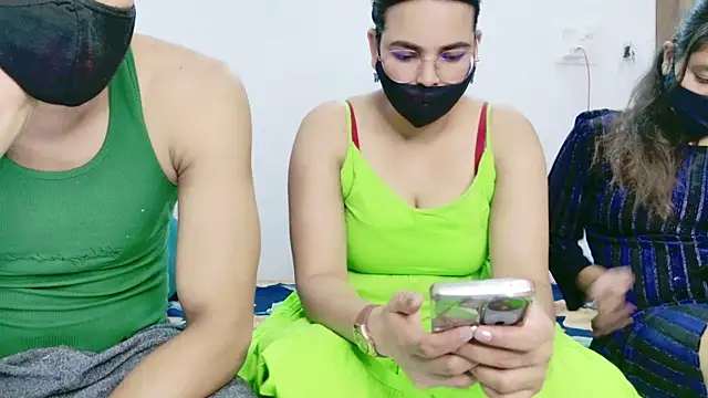 RupaliDixit online show from October 9, 5:17 pm