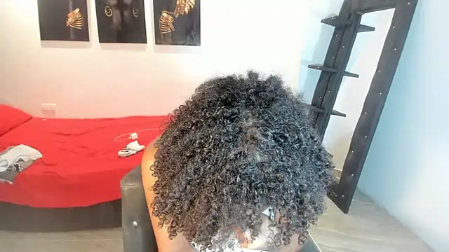 naomiwildburn online show from October 10, 2:44 pm