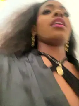 adaraSmiith online show from January 10, 6:12 pm