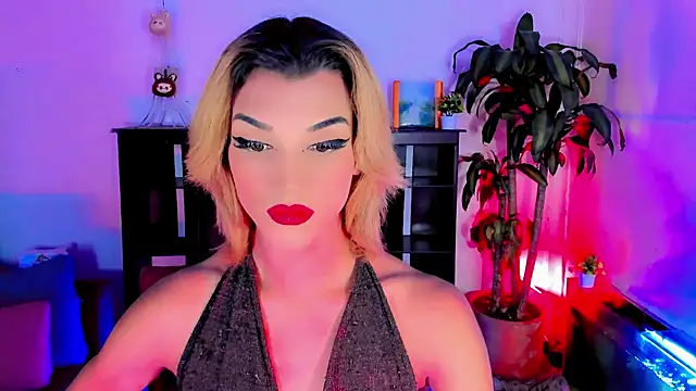 Snapshot of the-horus-girl chatting on September 20, 7:39 am the-horus-girl online show from September 20, 7:39 am