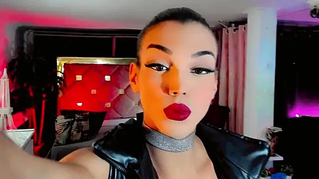 the-horus-girl online show from November 17, 4:35 am