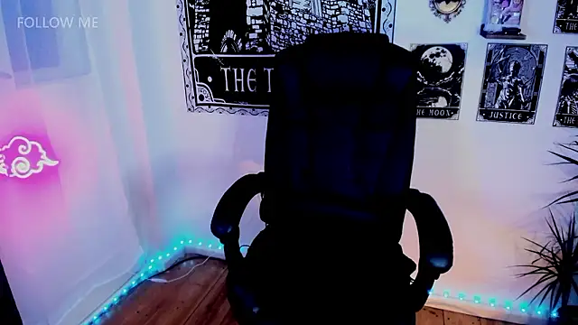 Demongirl6666 online show from January 11, 8:36 pm