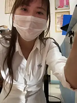 andii-1 online show from April 15, 2:12 am