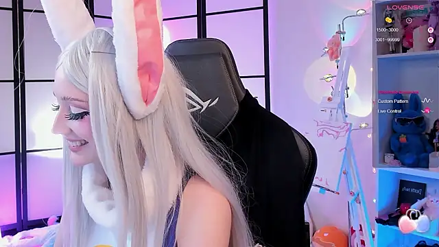 LilithLin online show from February 13, 12:56 am