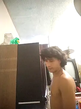 pedrodavid  online show from April 1, 4:24 am