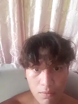 Snapshot of pedrodavid_ chatting on September 21, 9:35 pm pedrodavid online show from September 21, 9:35 pm