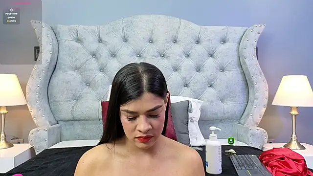 Miss Meghan online show from December 15, 12:10 pm