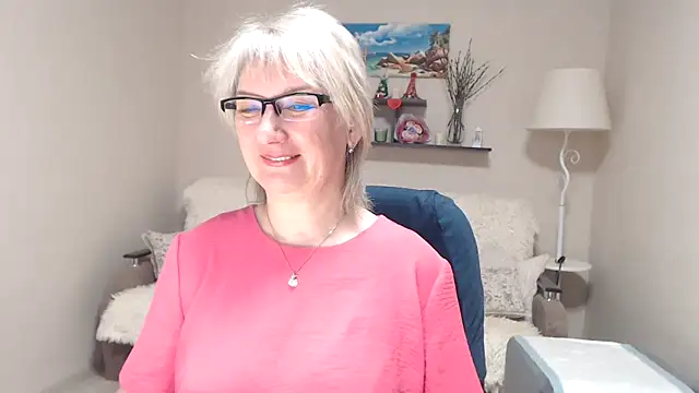 FleurMays online show from April 20, 4:37 am