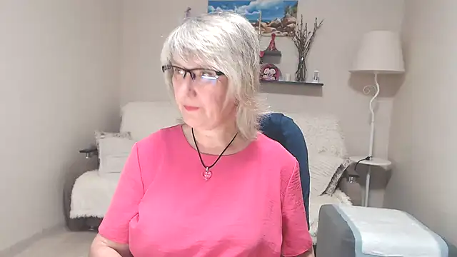 FleurMays online show from July 9, 10:39 am