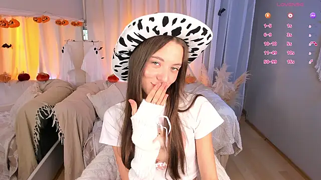 Goldy Grace  online show from November 1, 12:20 pm