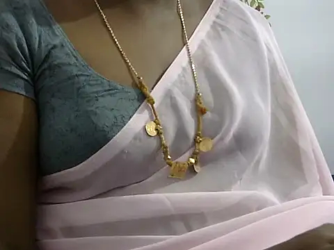 Snapshot of Hot_akshara chatting on October 10, 4:45 pm Hot akshara online show from October 10, 4:45 pm