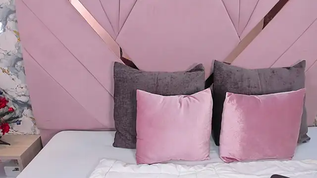 kaylin jann online show from December 18, 5:29 pm