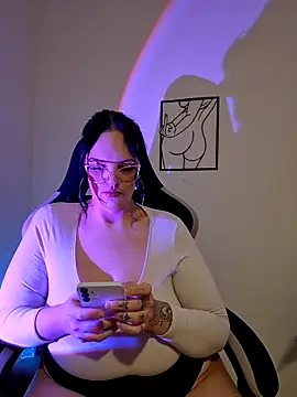 Jujuicy 97 online show from February 21, 7:36 pm