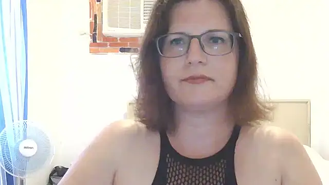 CrimsonMistress online show from April 6, 10:44 pm