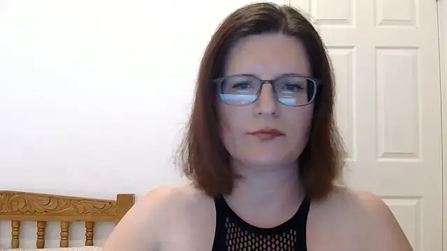 CrimsonMistress online show from December 4, 11:05 pm