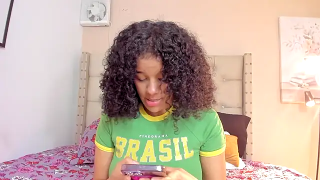 vanesasexyhot21 online show from April 21, 2:51 am