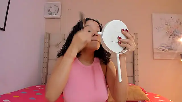 vanesasexyhot21 online show from April 6, 2:11 am