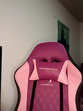 Jessica princes online show from January 8, 7:40 pm