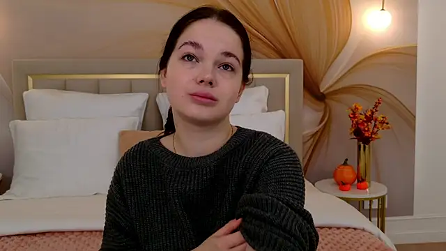 DeniseReese online show from September 25, 2:32 am