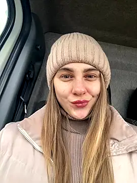 GraceTorrez online show from December 14, 5:57 am