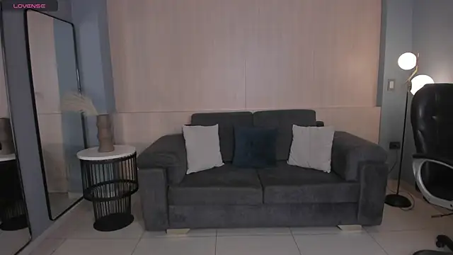 AbbyDalton online show from April 14, 7:14 pm