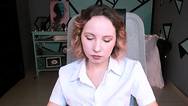 JasmineMilko online show from September 25, 5:28 am