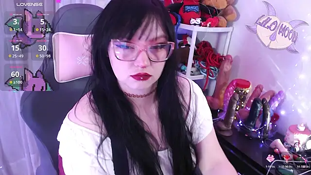 LiloMoon69 online show from March 12, 1:47 pm