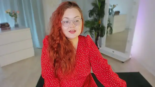 Lana Bananass online show from June 15, 10:59 am