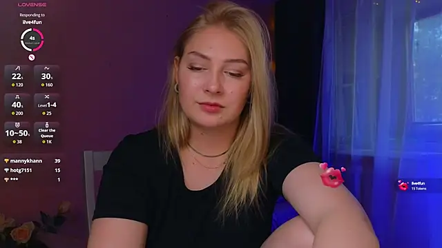 Snapshot of Catherine_River chatting on October 3, 2:16 am Catherine River online show from October 3, 2:16 am