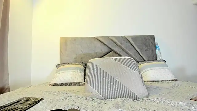 Deliciouscocoa online show from April 12, 10:51 am