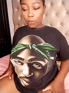 CuteBootyBae online show from December 2, 7:21 am