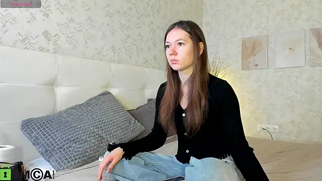 Snapshot of Nicole_Charm chatting on September 14, 9:56 pm Nicole Charm online show from September 14, 9:56 pm