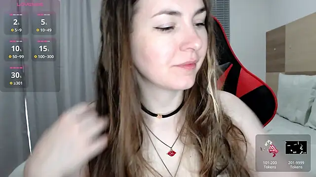 Naughty Annn online show from December 3, 7:05 pm